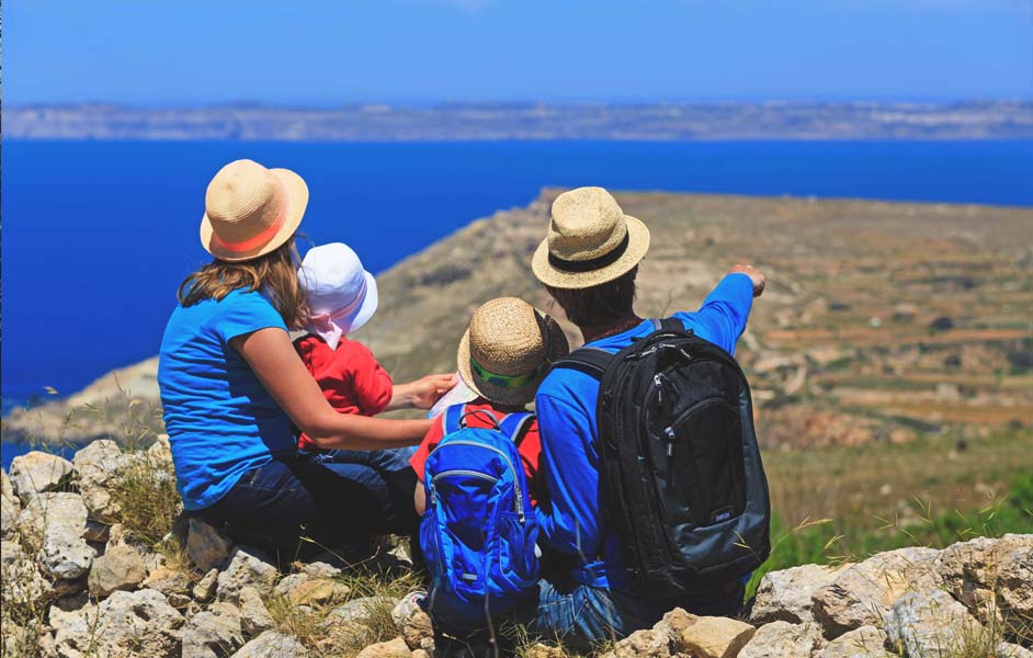 Essential Tips for Budget-Friendly Family Travel