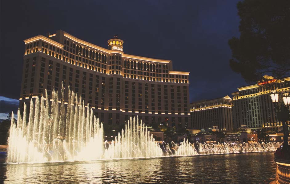 How to explore Fountains of Bellagio