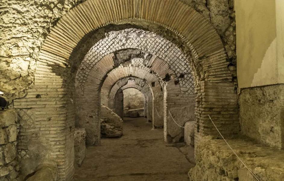 Naples Underground