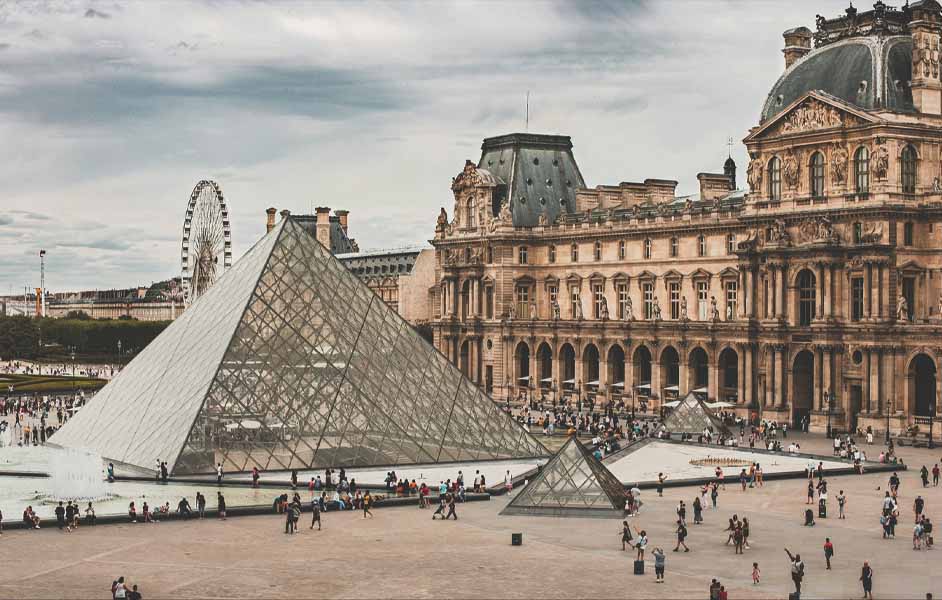 Louvre Museum